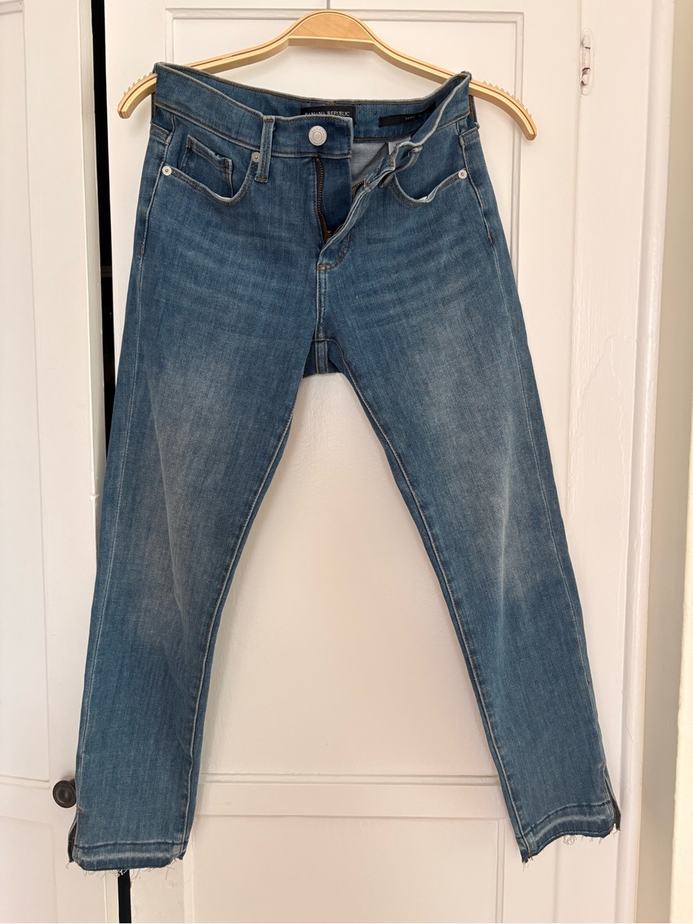 Banana Republic Medium Blue Cropped High-Rise Jeans